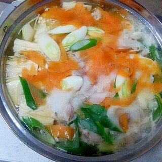 ヒラヒラ野菜のお鍋＋＋
